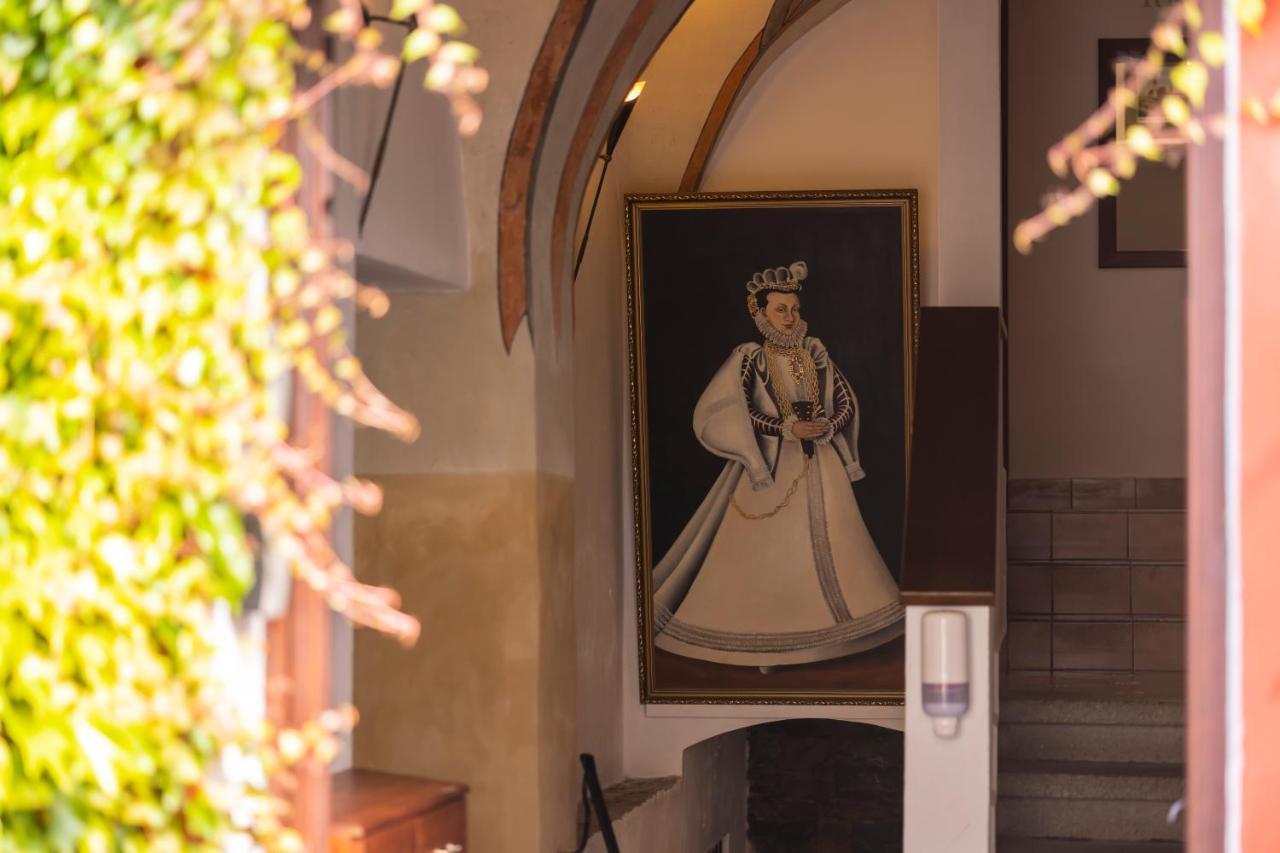 Hotel Bila Pani Jindrichuv Hradec Exterior photo